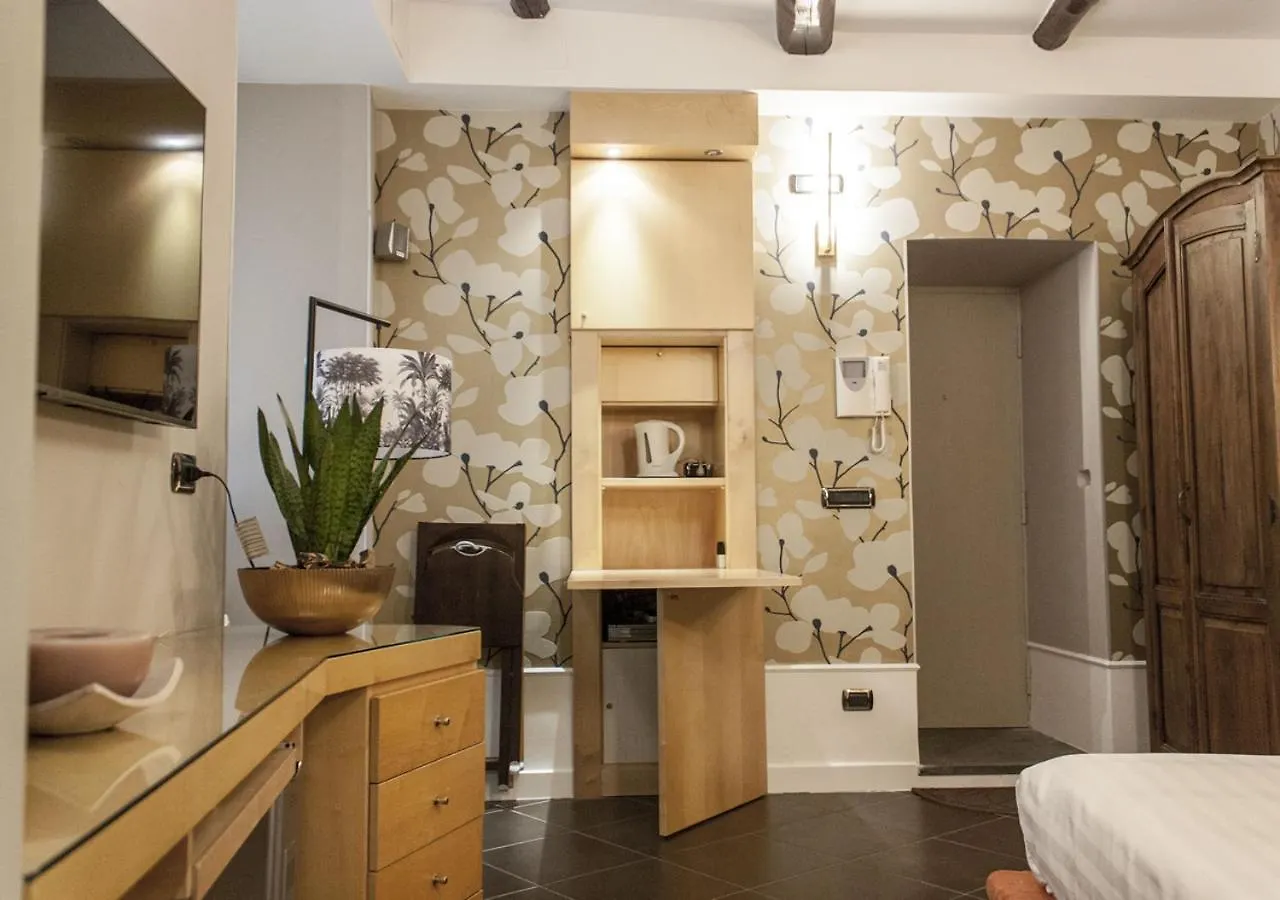 Apartament Relais Santa Chiara Neapol